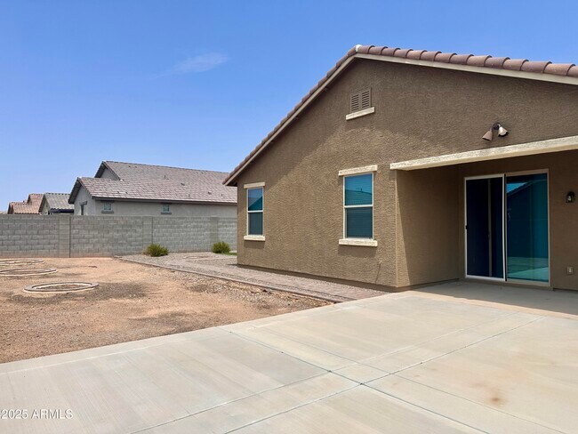 Building Photo - 18569 W Via Montoya Dr
