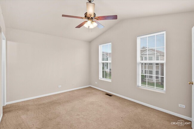 Building Photo - 737 Serendipity Dr