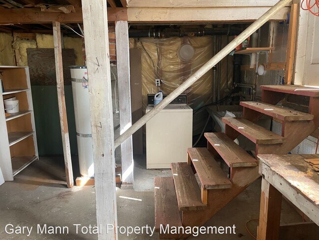 Building Photo - 4 br, 2 bath House - 50 Fir ST S