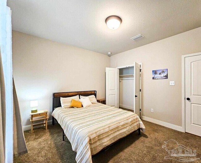 Building Photo - 8881 Bellawood Cir