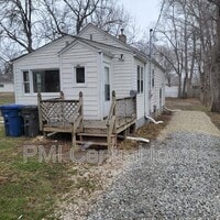 Building Photo - 1211 Lewis Ave