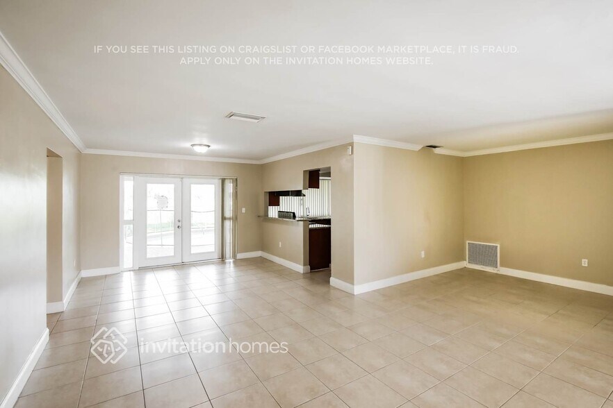 Building Photo - 8950 SW 53rd St