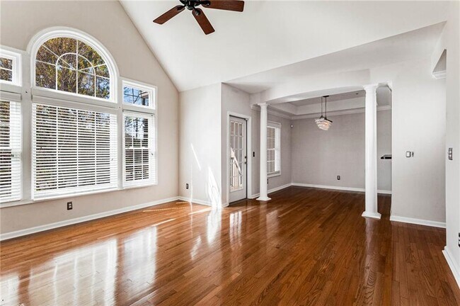 Building Photo - 3636 Habersham Rd NW