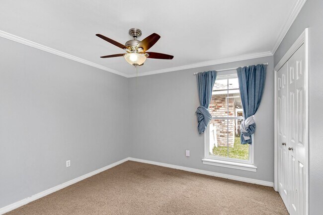 Building Photo - 3 Bedroom House located of Perkins Near Highland Rd. | Fenced Yard