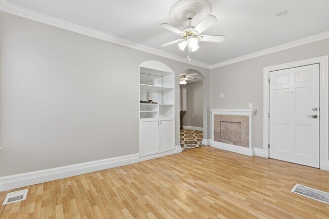 Building Photo - 20 Bennett St