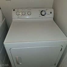 Building Photo - 9010 McLeod Dr