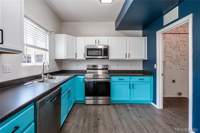 Building Photo - 9264 Sand Myrtle Dr