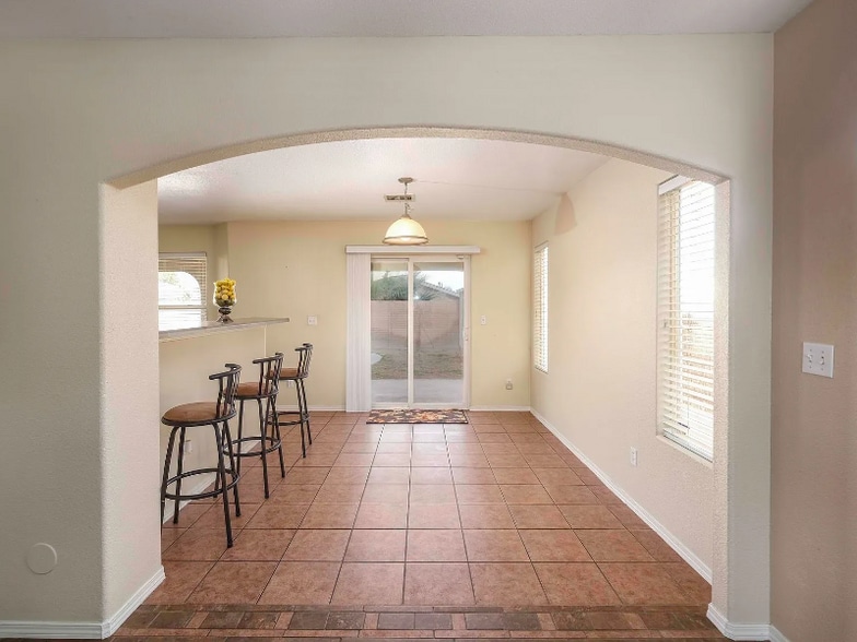 Building Photo - 2836 Meriwether St