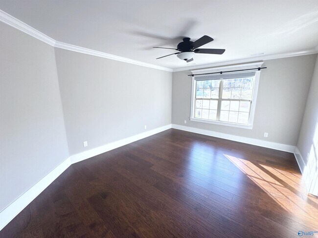 Building Photo - 1 Sylvias Wy