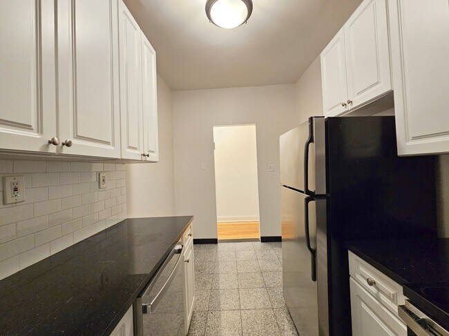Floorplan - 664 West 163rd Street