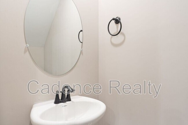 Building Photo - 1759 Perimeter Lp