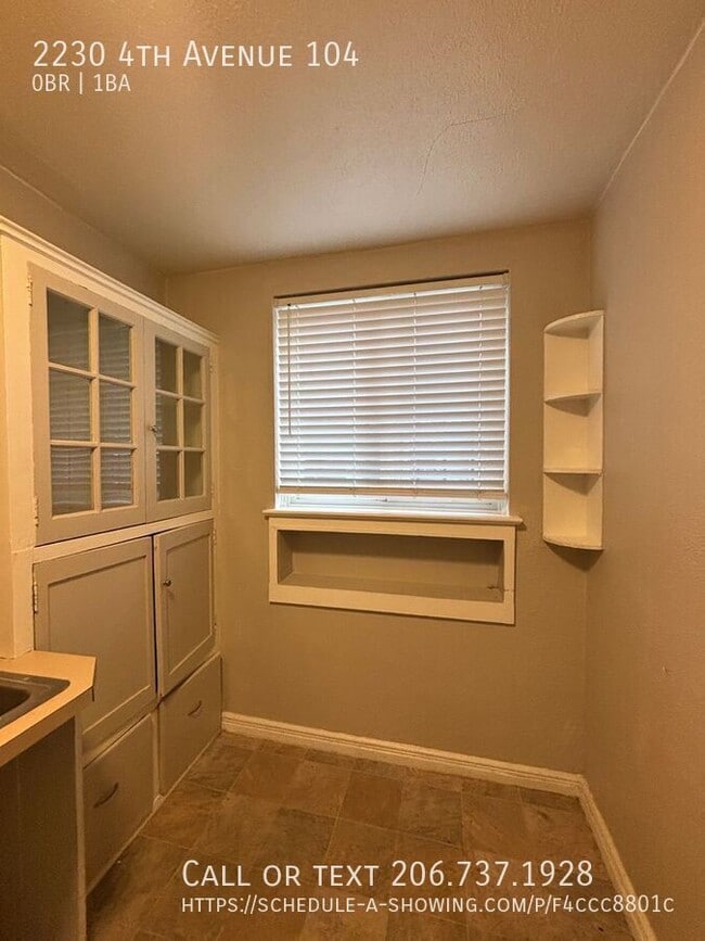 Building Photo - 2230 4th Ave