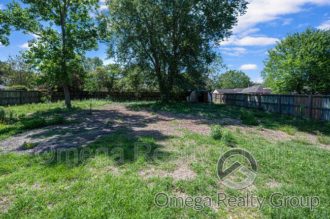 Building Photo - 536 Deer Path