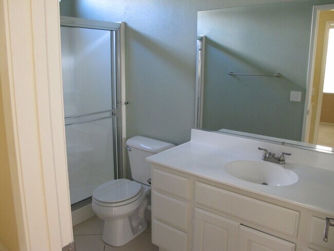 Building Photo - Four Bedroom Three Bathroom Home in Murrieta!