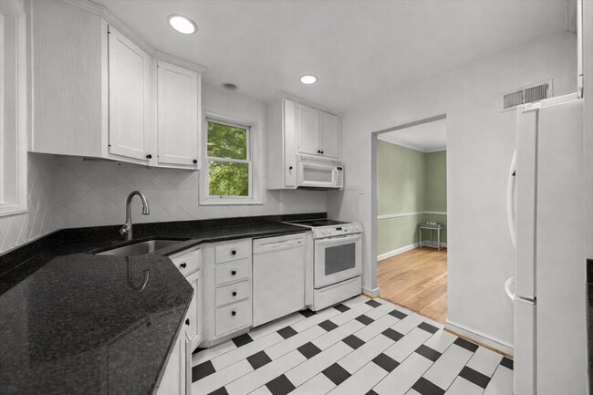 Building Photo - 4812 7th St N