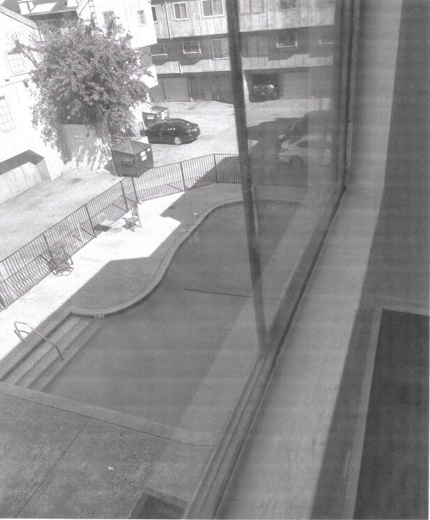 Building Photo - 9346 Van Nuys Blvd