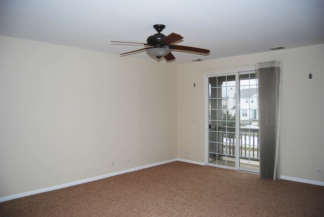 Building Photo - Lake Zurich Concord Village 2BR/2BA Awesome