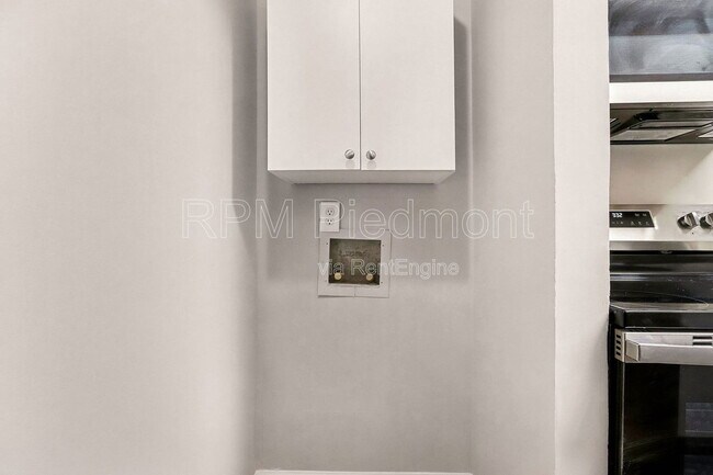 Building Photo - 2396 Lawrenceville Hwy