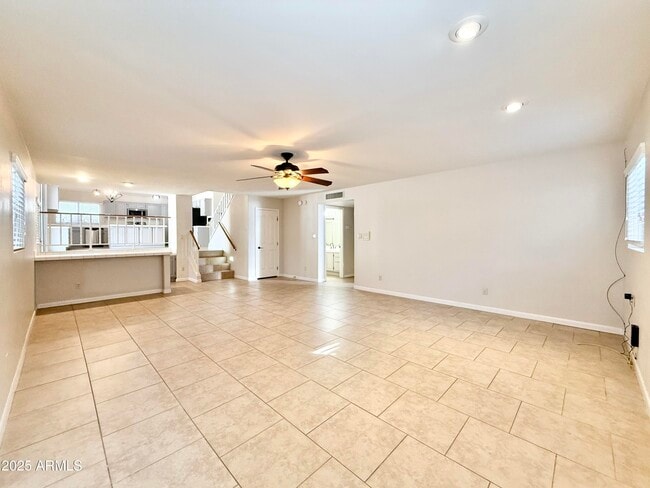 Building Photo - 2718 E Bighorn Ave
