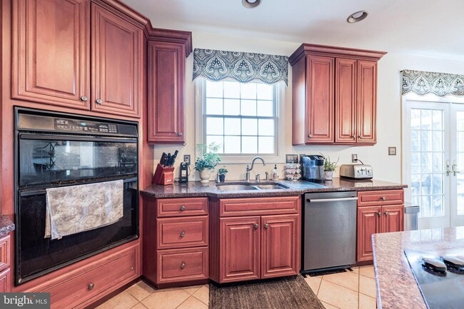 Building Photo - 204 Bohemia Mill Pond Dr