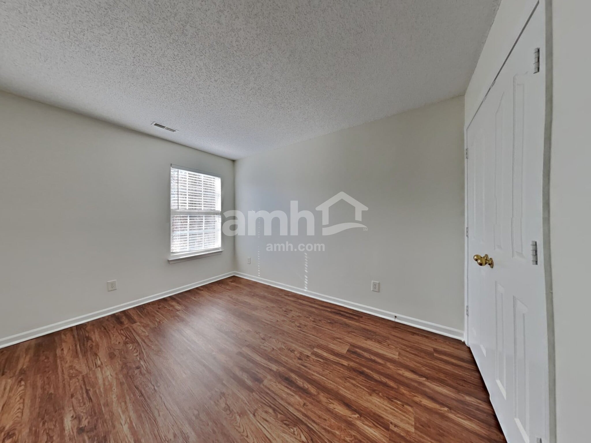 Building Photo - 109 Peterborough Dr