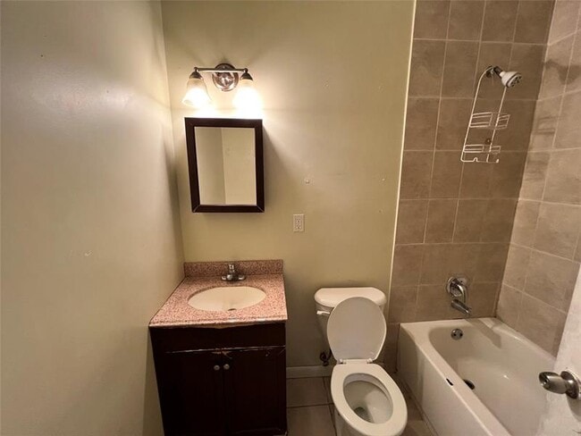 Building Photo - 3171 Mc Sherry Dr