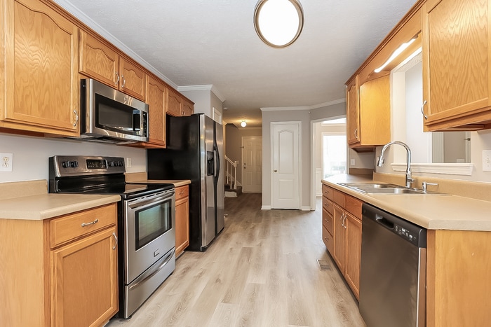 Building Photo - 2219 Spartan Ct