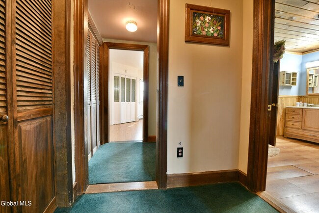 Building Photo - 467 Co Rd 75