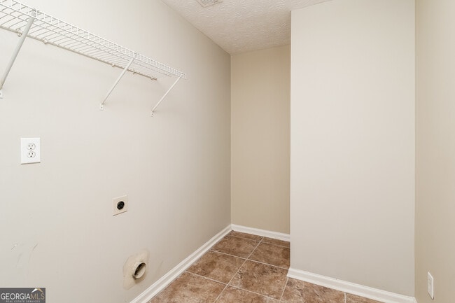 Building Photo - 130 Creekside Trail