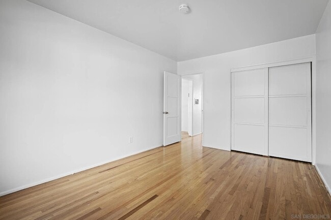 Building Photo - 4851 Iroquois Ave