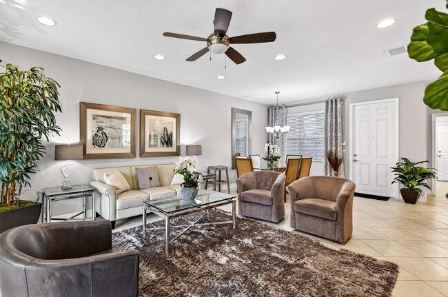 Building Photo - Furnished Rental