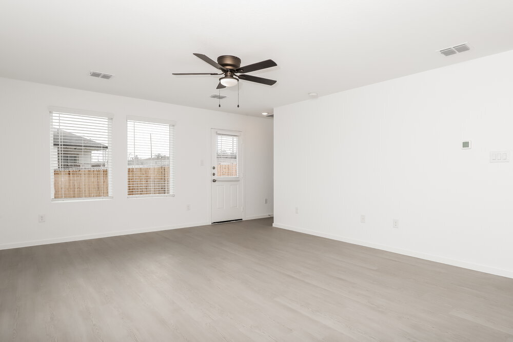 Building Photo - 261 Amy Frances Dr