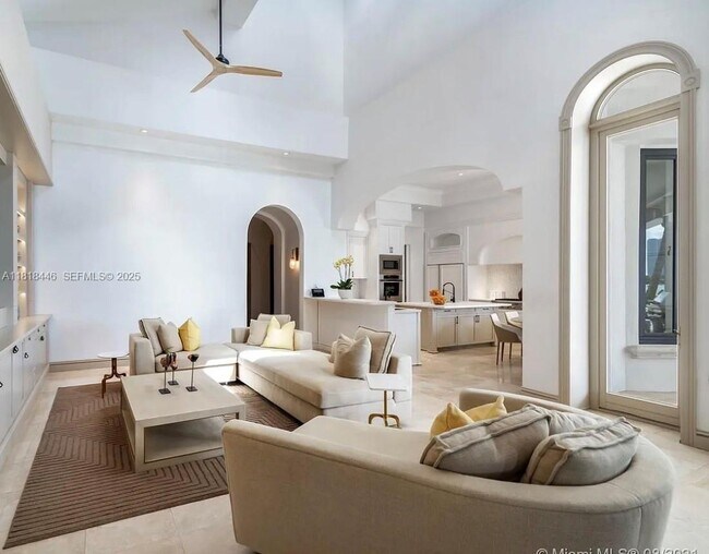 Building Photo - 432 S Hibiscus Dr