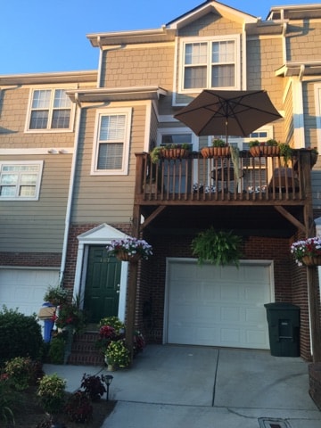 Building Photo - 107 Forest Ridge Rd