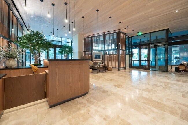 Building Photo - Welcome to your new home! Luxury 1BE1BA condo at the Pullman Gulch Union in the center of Nashvil...