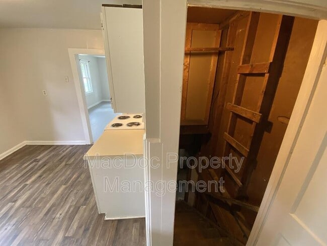 Building Photo - 9067 St Anthonys Rd