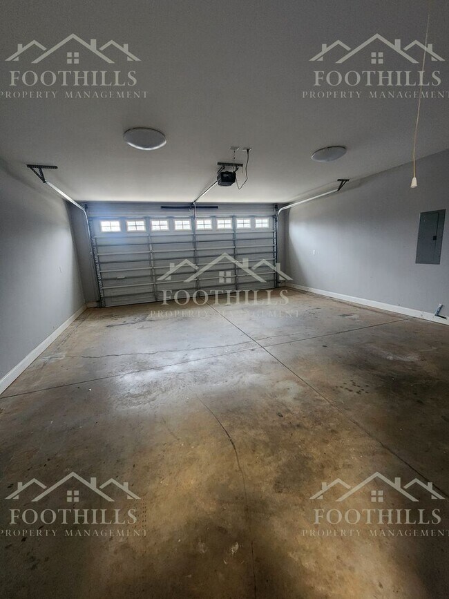 Building Photo - 1413 Dunn Rd