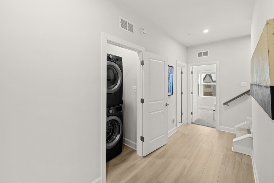 Building Photo - 3582 Stella Blue Dr