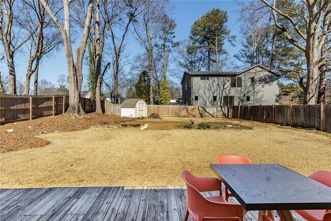 Building Photo - 2762 Arbor Ave SE