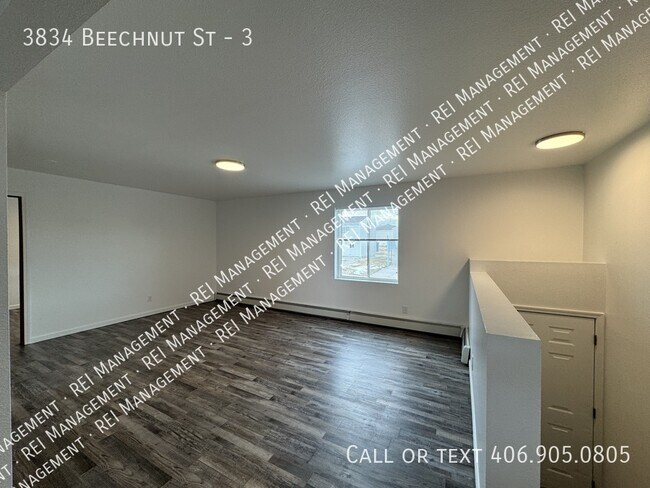 Building Photo - 3834 Beechnut St