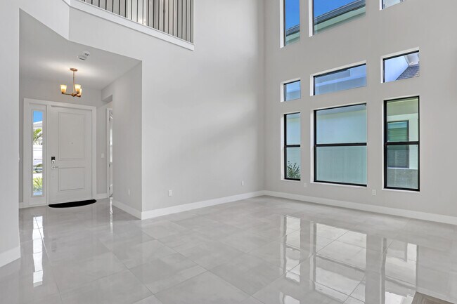 Building Photo - 13025 Feathering Wy