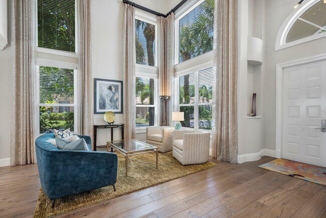 Building Photo - 5642 Via De La Plata Cir