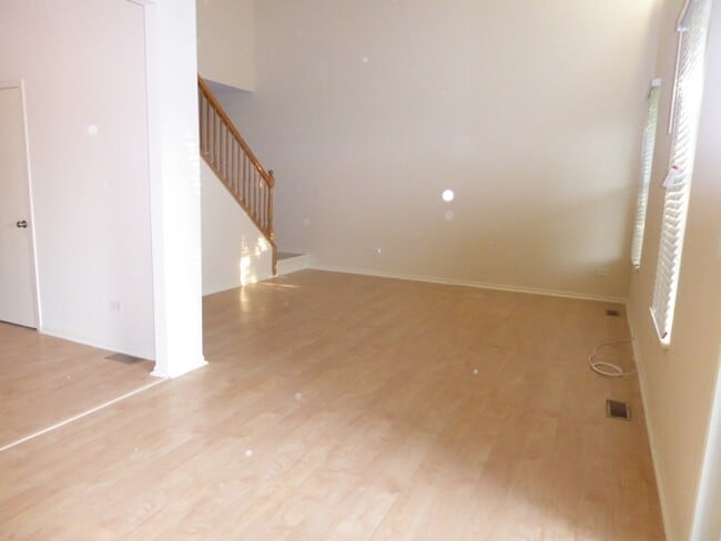 Building Photo - 380 Littleton Trail