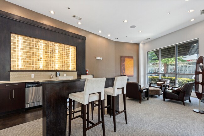 Building Photo - 870 Inman Vlg Pkwy NE