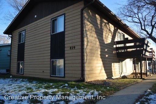 Building Photo - 829 11th Ave NW