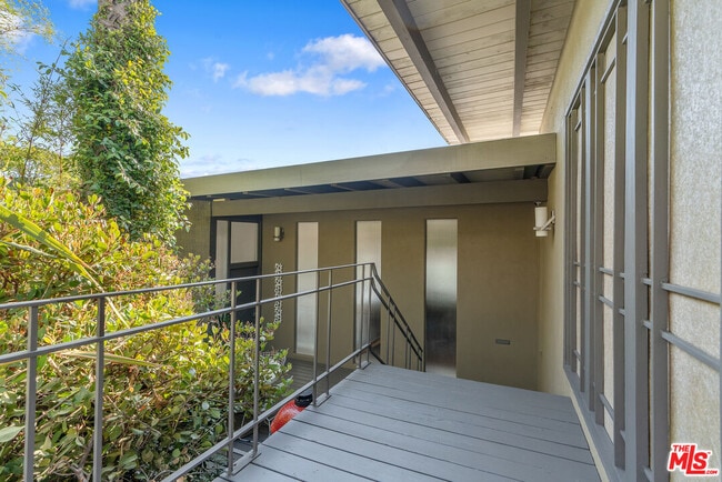 Building Photo - 2479 Lanterman Terrace