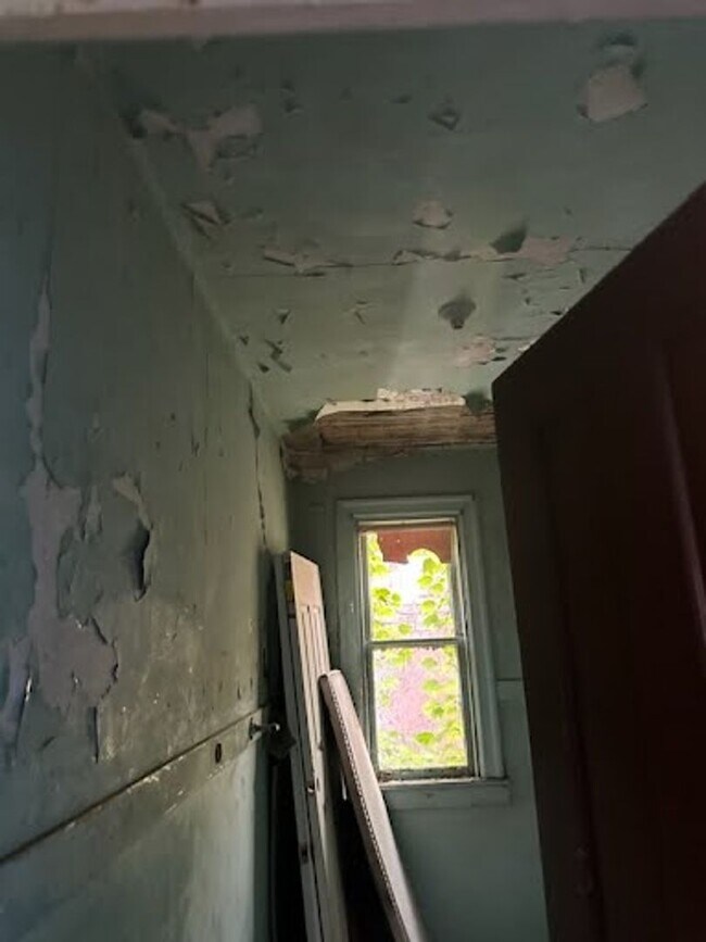 Building Photo - FOR SALE ONLY - Home For Sale Fixer upper
