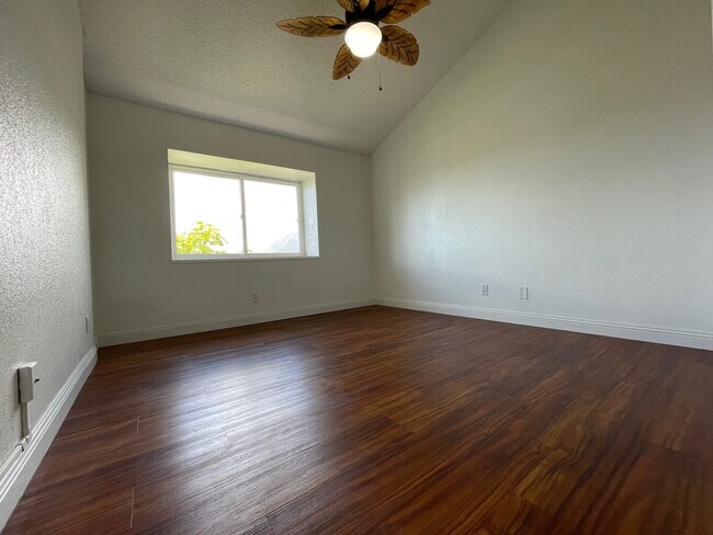 Building Photo - 46-39 Aliianela Pl