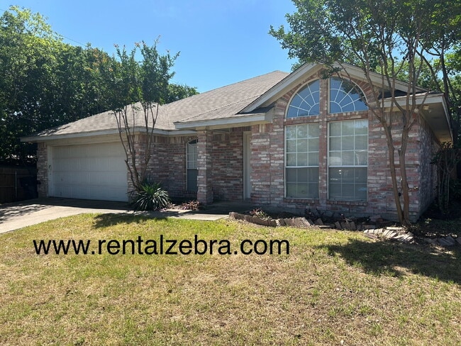Primary Photo - $2100 Lake Worth - GREAT FLOORPLAN