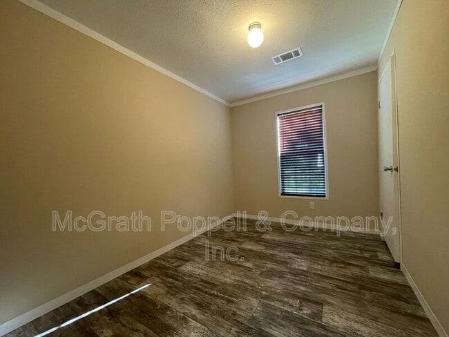 Building Photo - 5414 Miley Rd